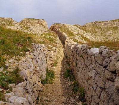 trincea-2574307_1920.jpg